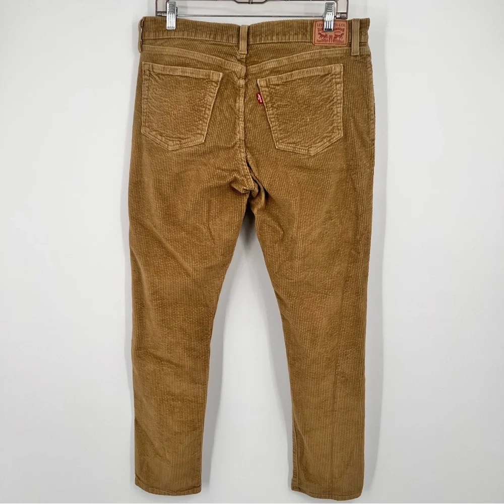 Levi's Women's Straight‎ Leg Corduroy Jeans in Brown